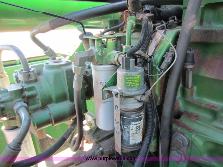 image for item C5325 1991 John Deere 9500 combine