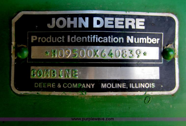 image for item C5325 1991 John Deere 9500 combine