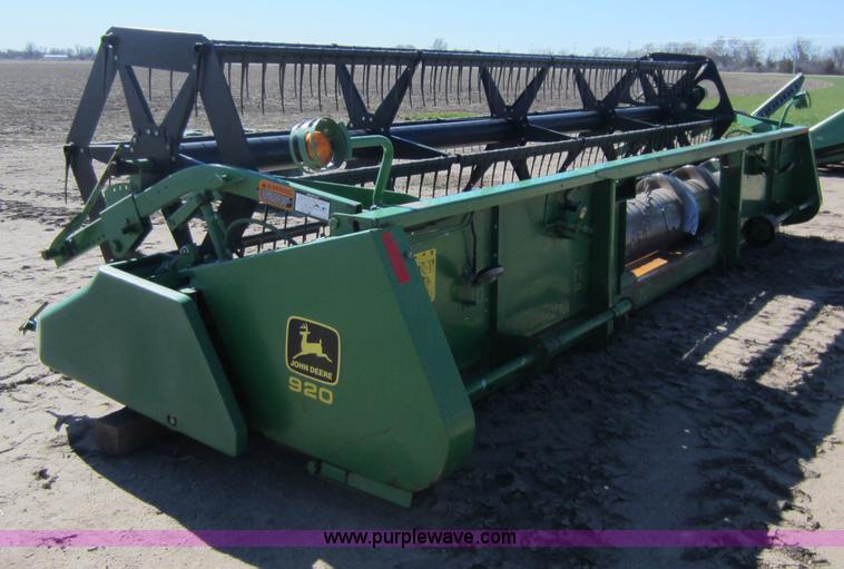 image for item C5327 1998 John Deere 920 flex platform header
