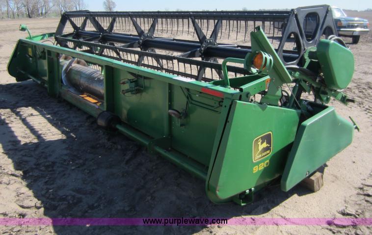 image for item C5327 1998 John Deere 920 flex platform header
