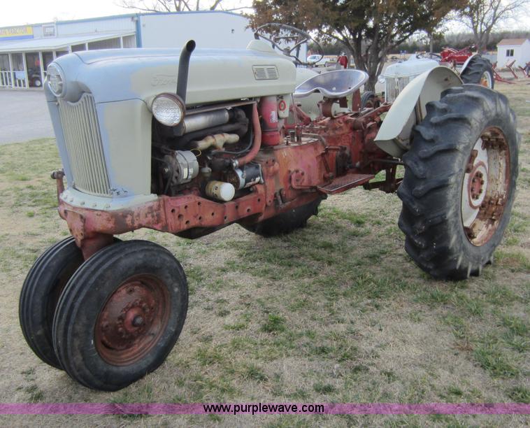 image for item C5329 1956 Ford 900 tractor