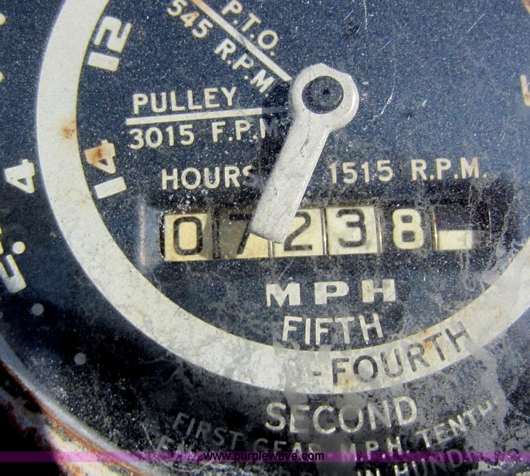 image for item C5329 1956 Ford 900 tractor