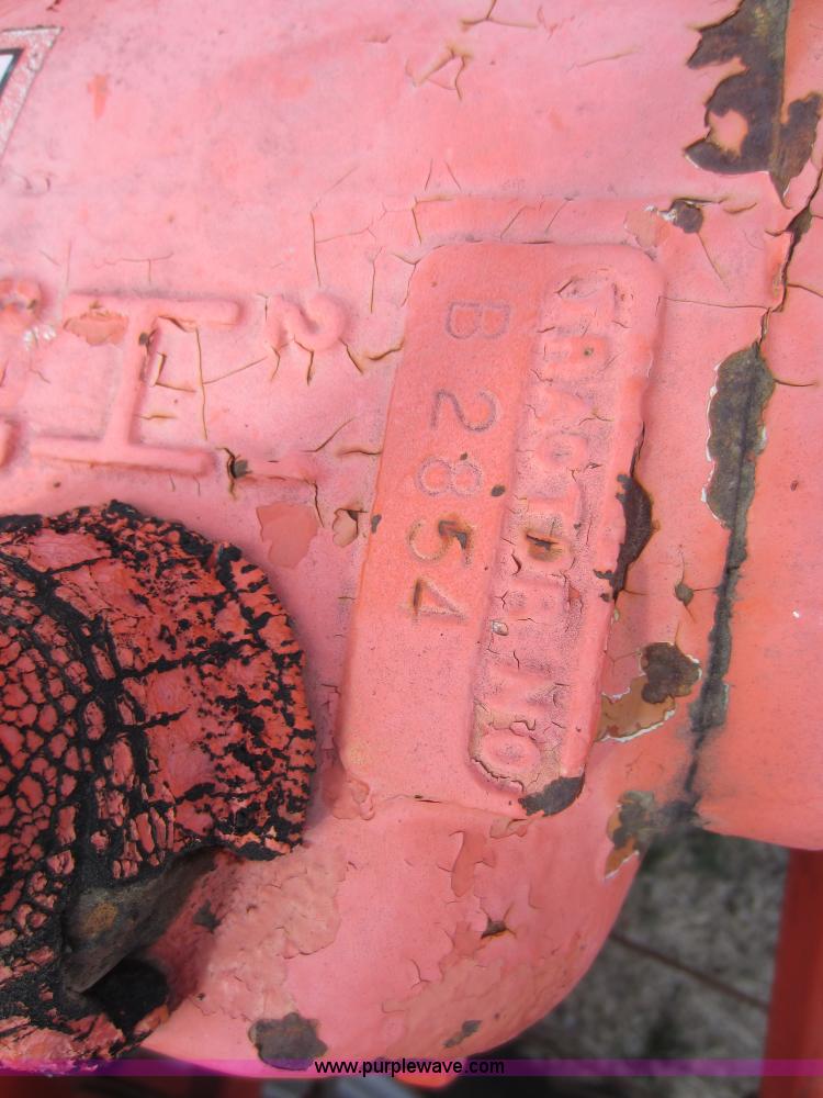 image for item C5330 Allis Chalmers Model B