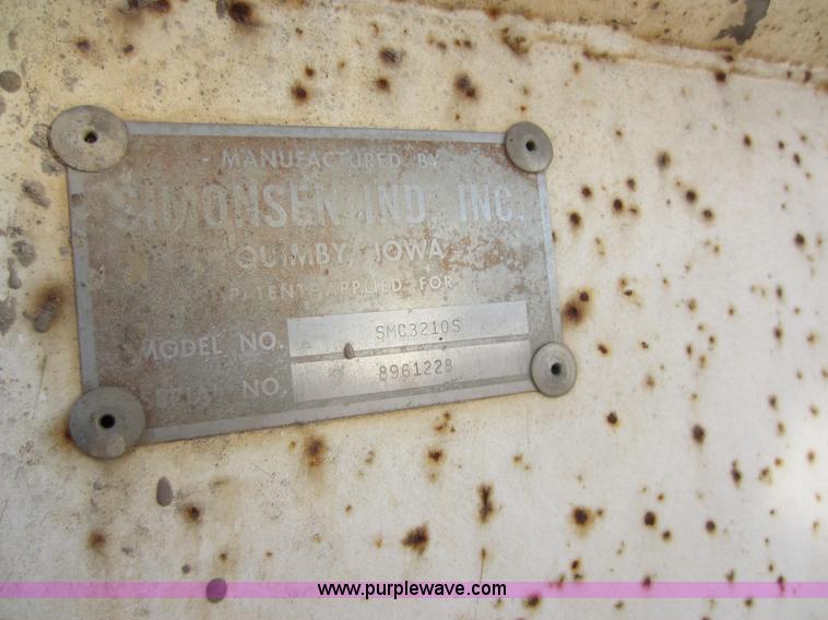 image for item C5336 1986 International S1900 fertilizer tender