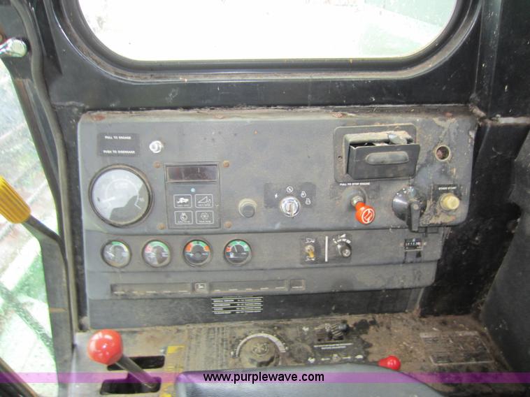 image for item C5351 John Deere 7720 Turbo combine