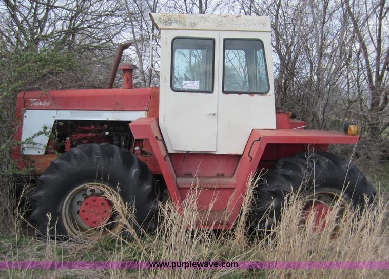 image for item C5383 International 4166 tractor