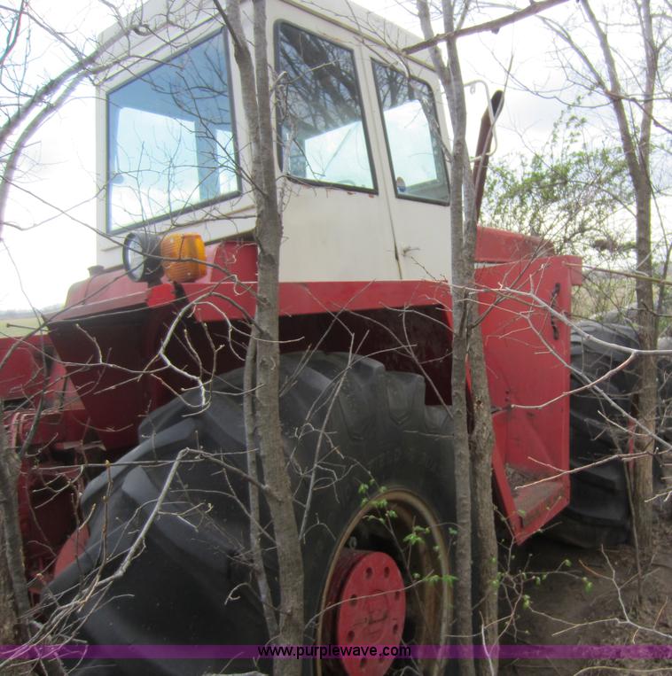 image for item C5383 International 4166 tractor