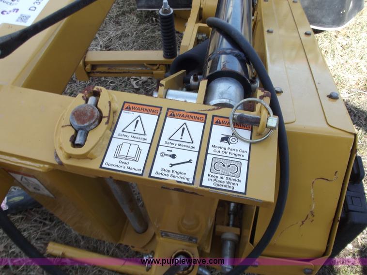 image for item D3512 Vermeer 7030 9'2" disc mower