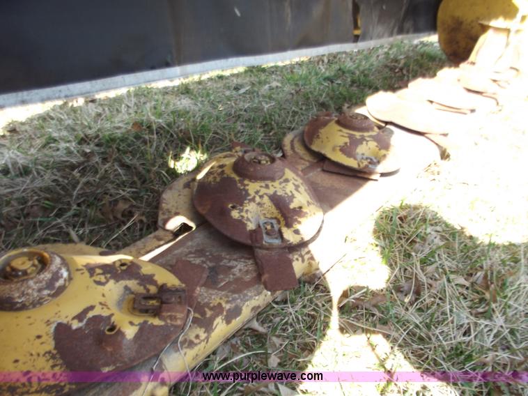 image for item D3512 Vermeer 7030 9'2" disc mower