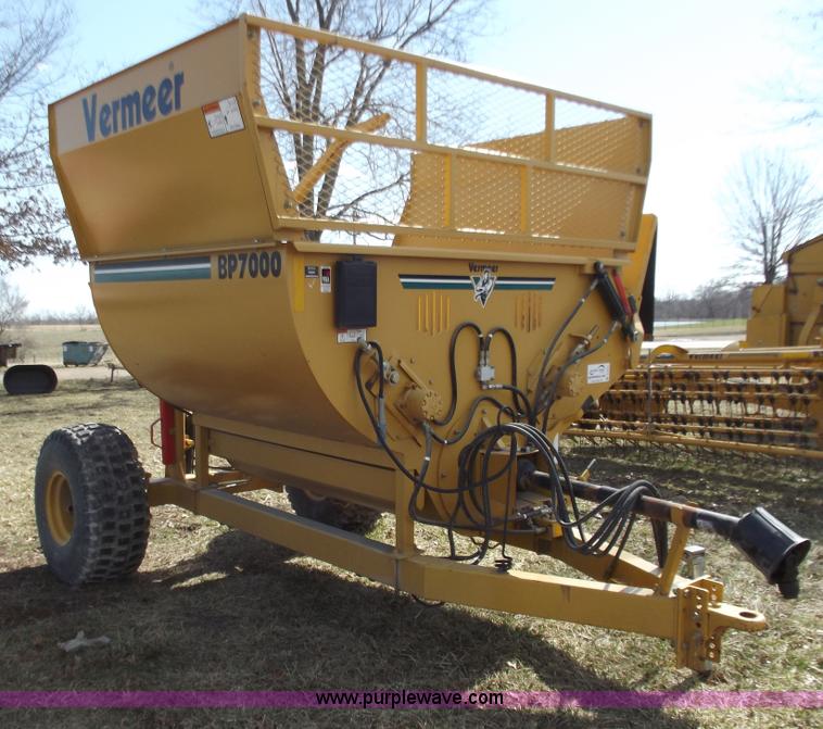 image for item D3513 Vermeer BP7000 bale processor