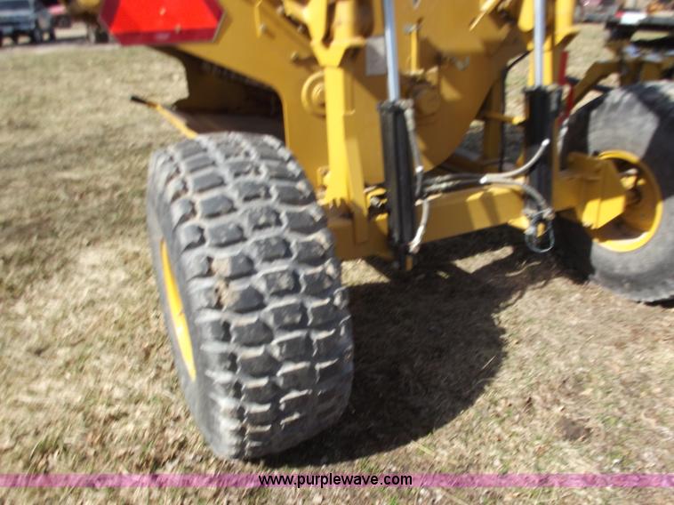 image for item D3513 Vermeer BP7000 bale processor