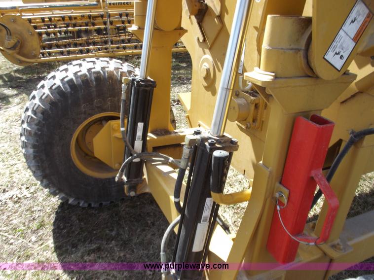 image for item D3513 Vermeer BP7000 bale processor