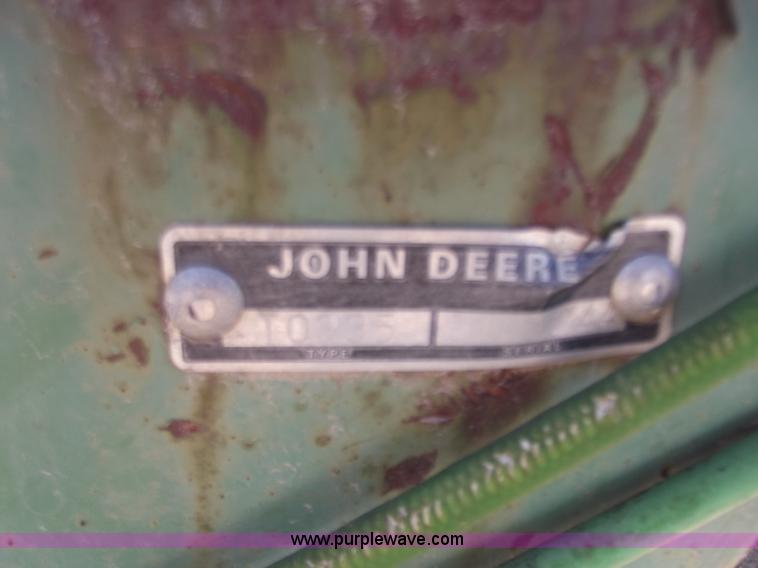 image for item D3544 John Deere 235 20' disk