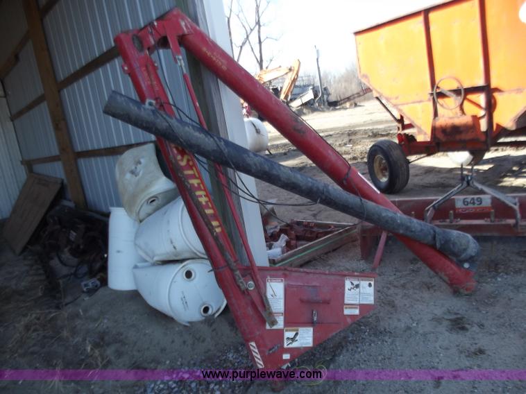 image for item D3547 West Field 22' seed auger