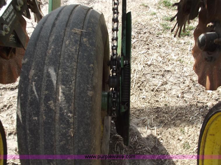 image for item D3576 John Deere P7000 four row planter