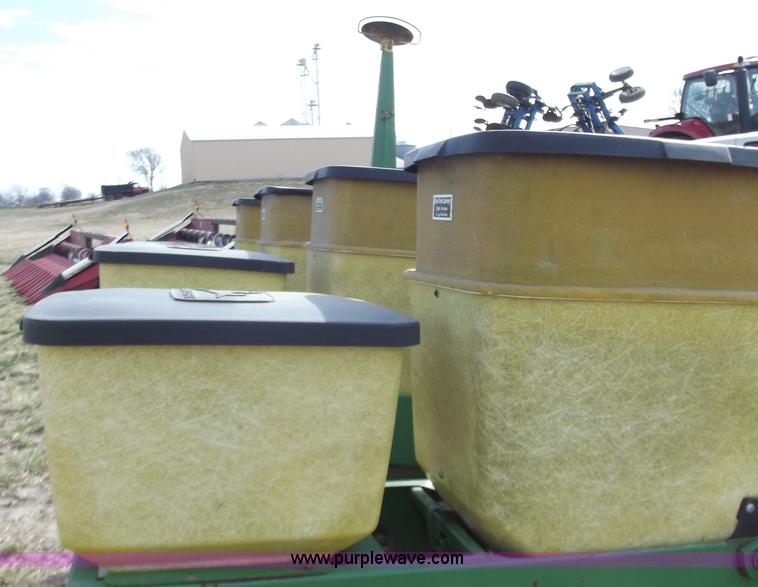 image for item D3576 John Deere P7000 four row planter