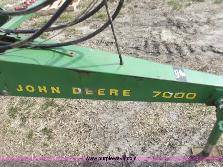 image for item D3576 John Deere P7000 four row planter