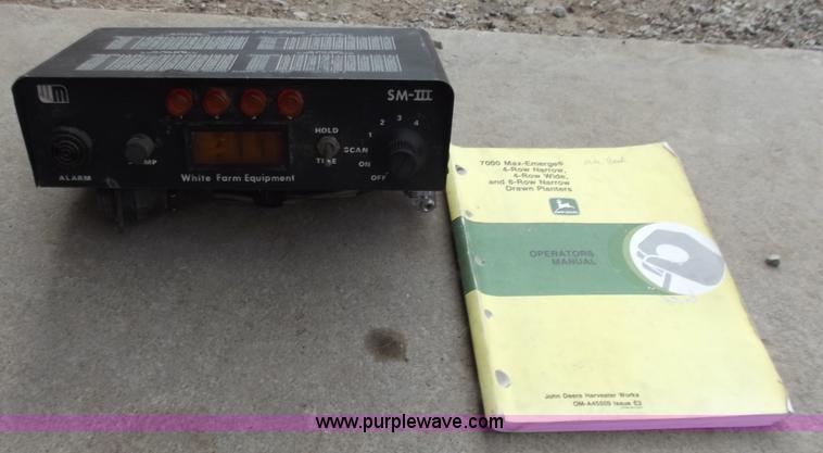 image for item D3576 John Deere P7000 four row planter