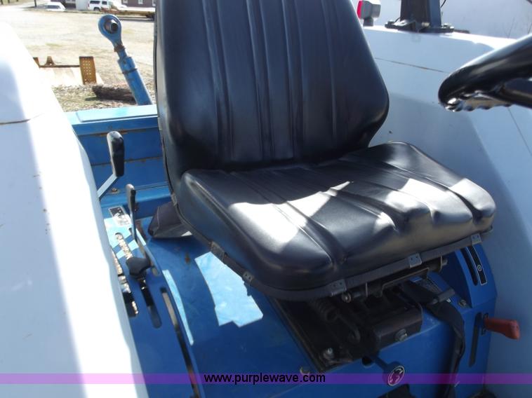 image for item D3617 2001 New Holland 2120 FWA tractor