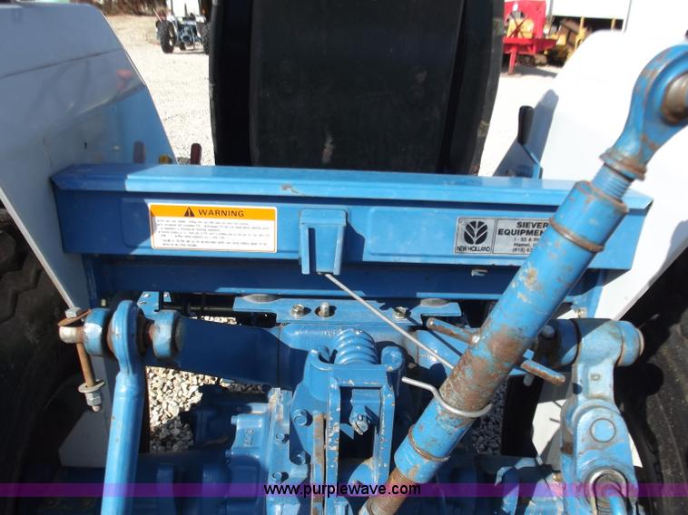 image for item D3617 2001 New Holland 2120 FWA tractor