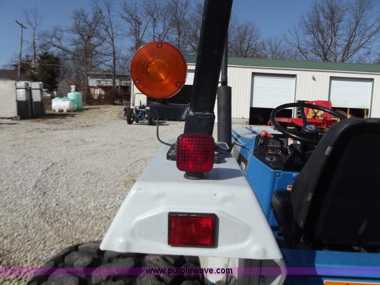 image for item D3617 2001 New Holland 2120 FWA tractor