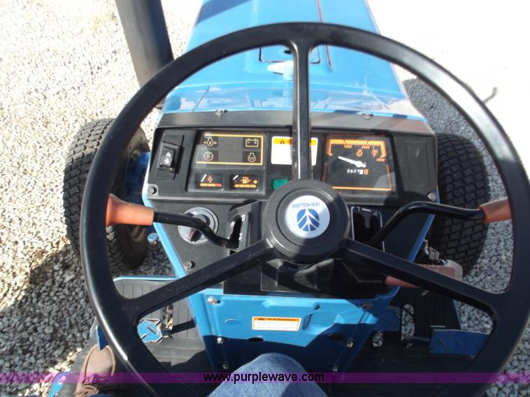 image for item D3617 2001 New Holland 2120 FWA tractor