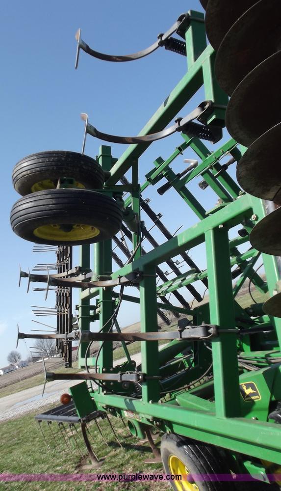 image for item D3688 John Deere 726 Mulch Finisher