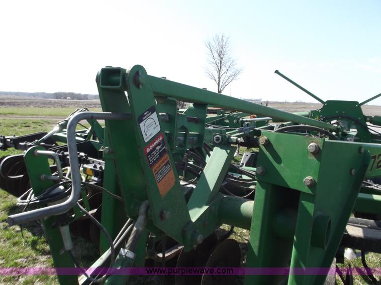 image for item D3688 John Deere 726 Mulch Finisher