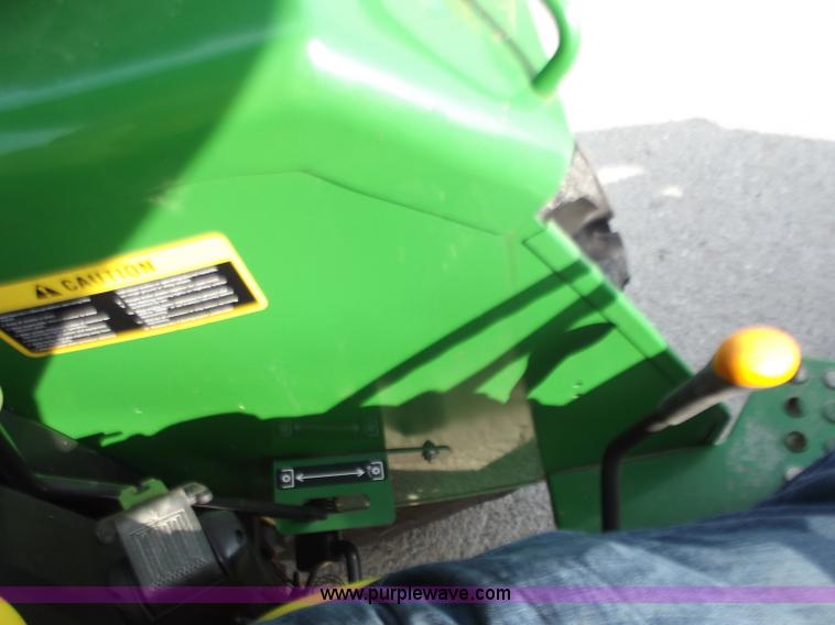 image for item D3698 John Deere 5303 tractor