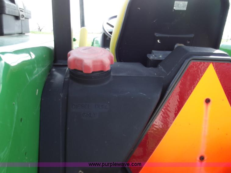 image for item D3698 John Deere 5303 tractor