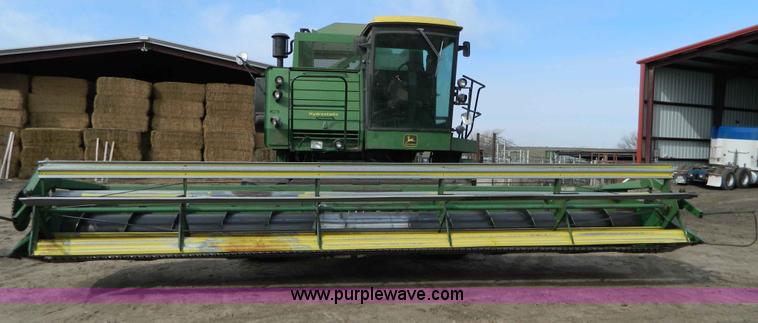 image for item D8847 1979 John Deere 6620 Turbo combine