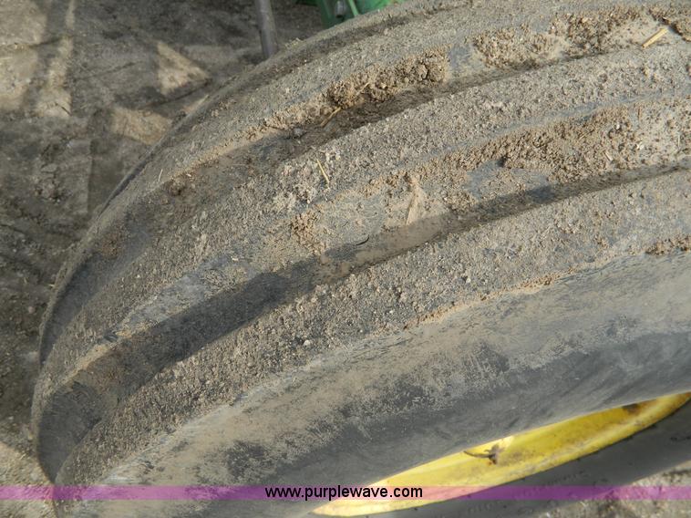 image for item D8847 1979 John Deere 6620 Turbo combine