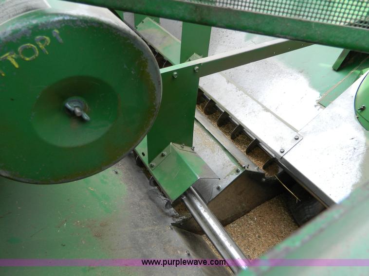 image for item D8847 1979 John Deere 6620 Turbo combine