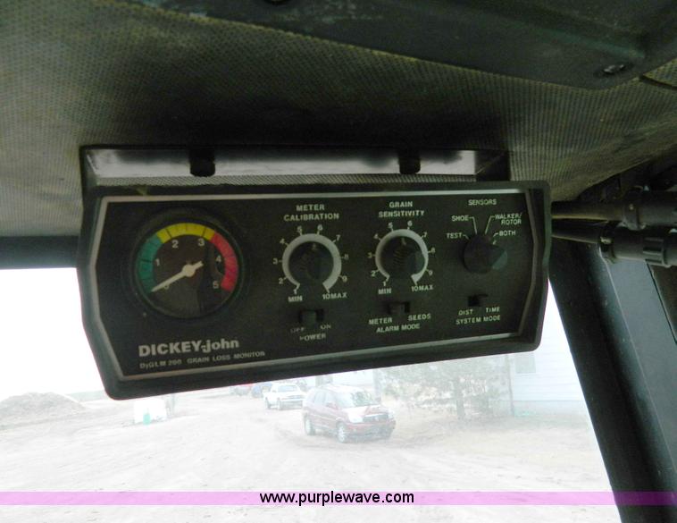 image for item D8847 1979 John Deere 6620 Turbo combine