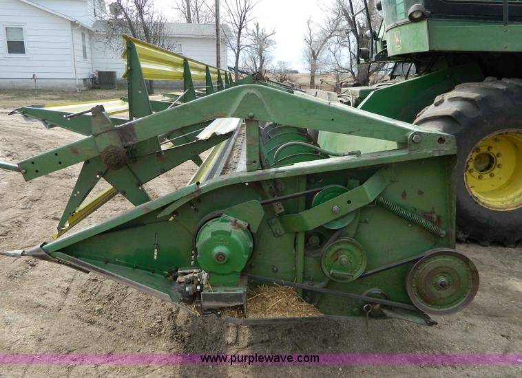 image for item D8847 1979 John Deere 6620 Turbo combine