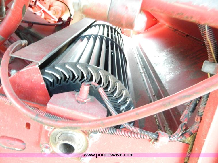 image for item D8907 1993 Case IH 1688 axial-flow combine