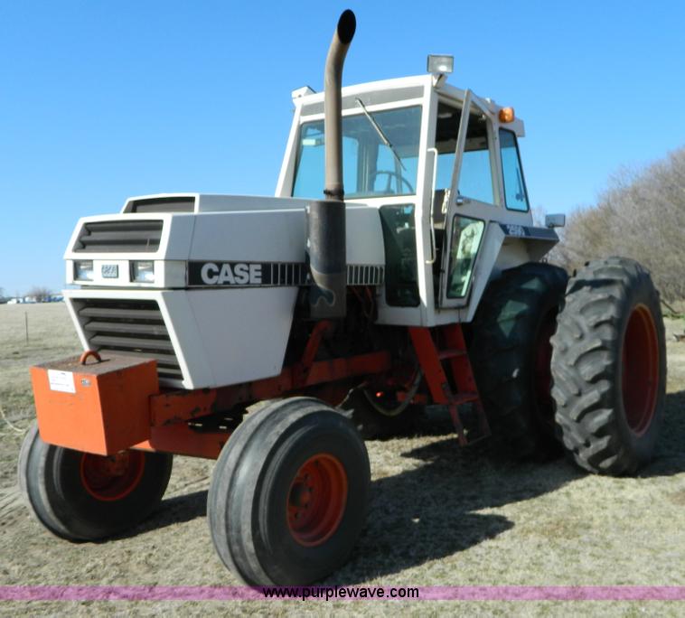 image for item D8910 1982 Case 2590 tractor
