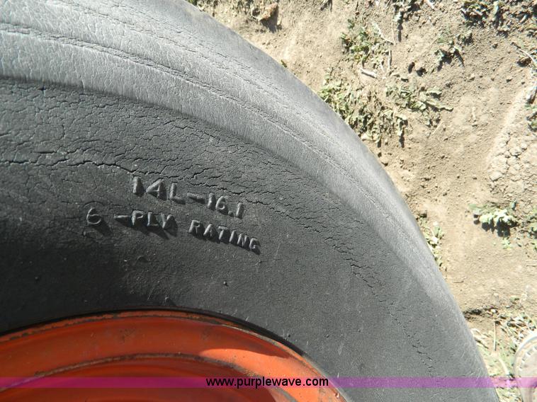 image for item D8910 1982 Case 2590 tractor