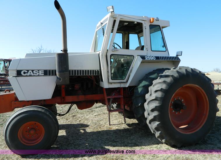 image for item D8910 1982 Case 2590 tractor