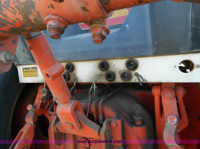 image for item D8910 1982 Case 2590 tractor