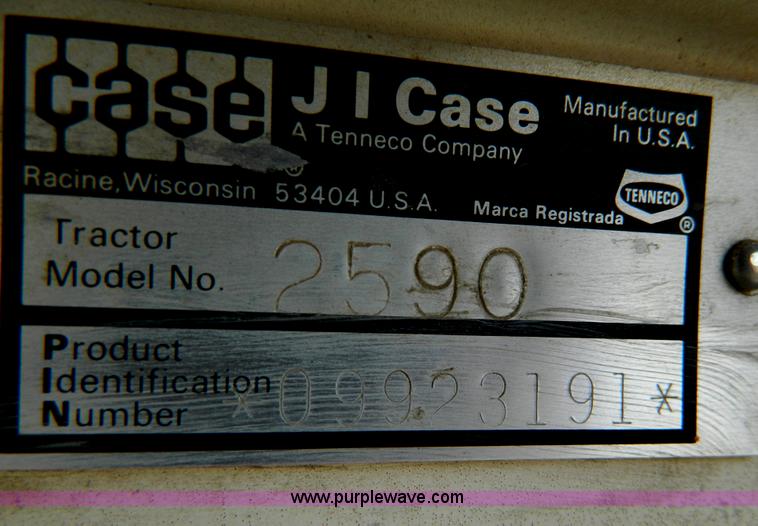 image for item D8910 1982 Case 2590 tractor