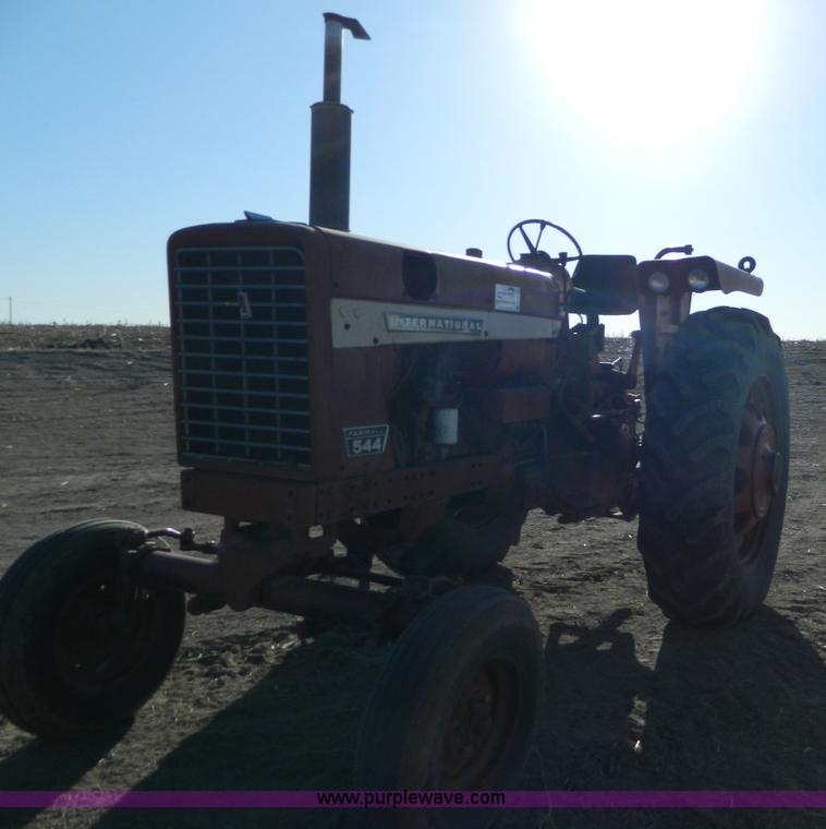 image for item D8912 International 544 tractor