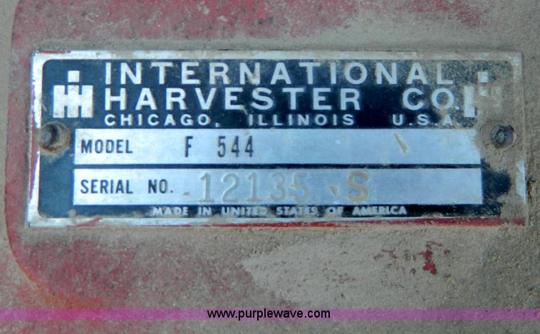 image for item D8912 International 544 tractor