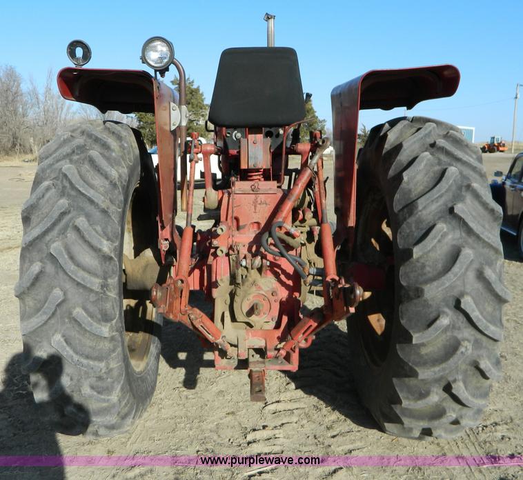 image for item D8912 International 544 tractor