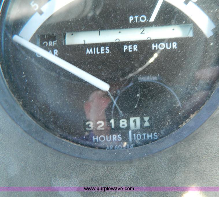 image for item D8913 1980 John Deere 4840 tractor