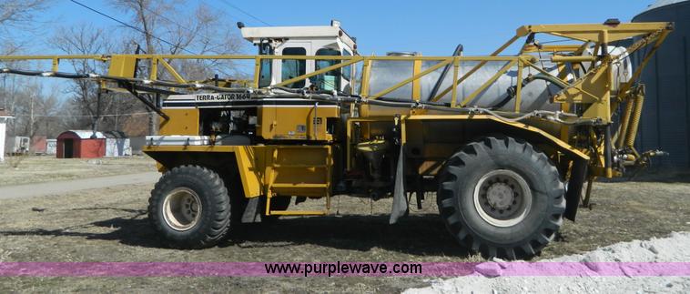 image for item D8914 1984 Terra Gator 1664 self propelled sprayer