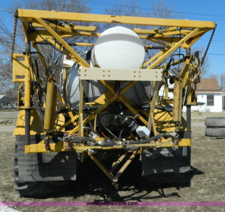 image for item D8914 1984 Terra Gator 1664 self propelled sprayer