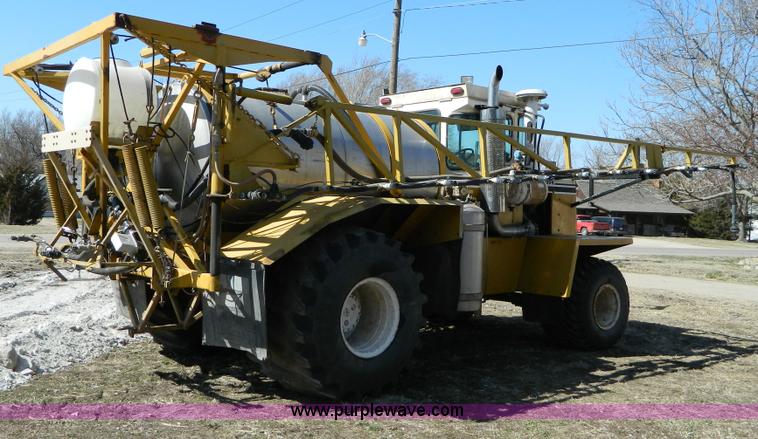 image for item D8914 1984 Terra Gator 1664 self propelled sprayer
