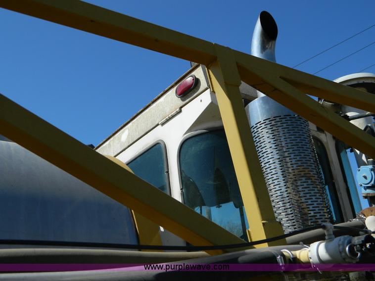 image for item D8914 1984 Terra Gator 1664 self propelled sprayer