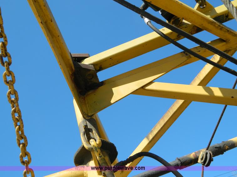 image for item D8914 1984 Terra Gator 1664 self propelled sprayer